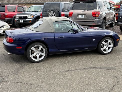 Used 2003 MAZDA MX-5 Miata SE image 19