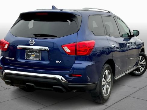 Used 2020 Nissan Pathfinder SV FWD image 12
