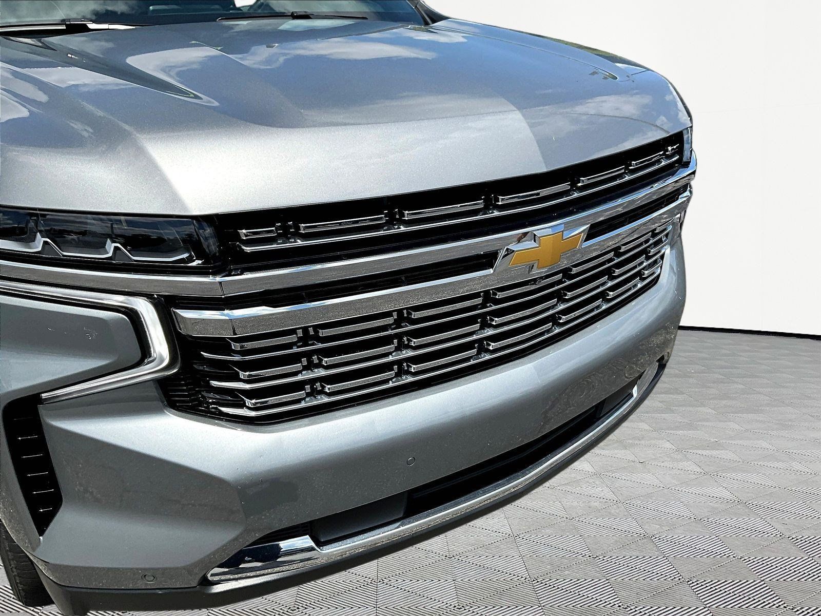Used 2023 Chevrolet Tahoe Premier w/ Premium Package AWD/4WD image 34