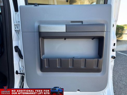 Used 2016 Ford F350 XLT w/ XLT Interior Package image 25