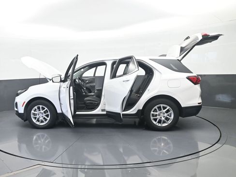 Used 2023 Chevrolet Equinox LT image 79