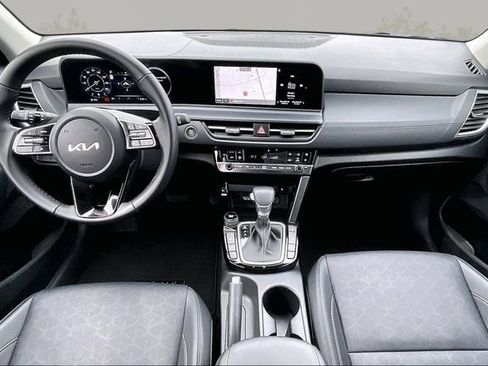 Certified 2024 Kia Seltos EX image 14
