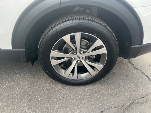 Used 2020 Ford Explorer Platinum image 47