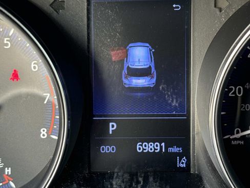 Used 2020 Toyota C-HR LE w/ Phone Cable & Charge Package image 41