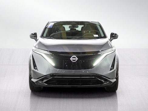 Used 2023 Nissan Ariya FWD image 8