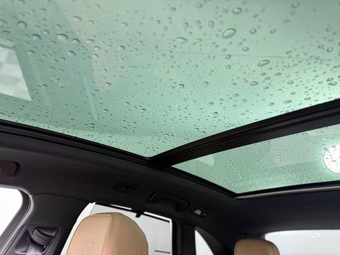 New 2026 Porsche Macan AWD/4WD image 32