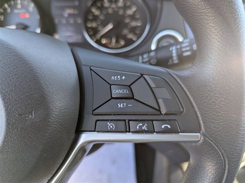 Used 2018 Nissan Rogue Sport SV image 27