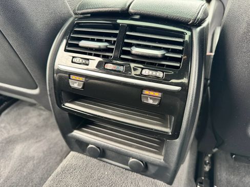 Used 2018 BMW M550i xDrive AWD/4WD image 21