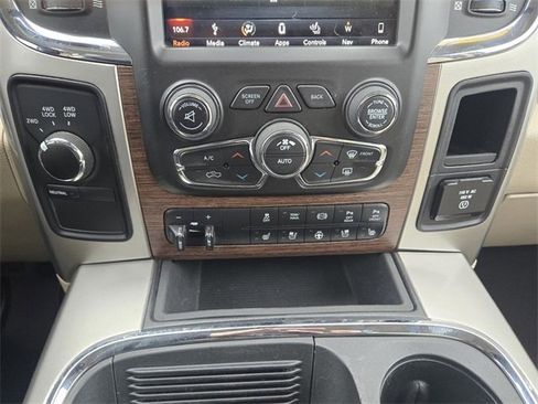 Used 2018 RAM 2500 Laramie w/ Convenience Group image 20