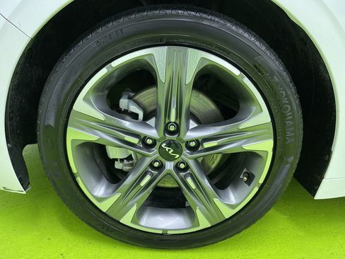 Used 2023 Kia K5 EX image 15