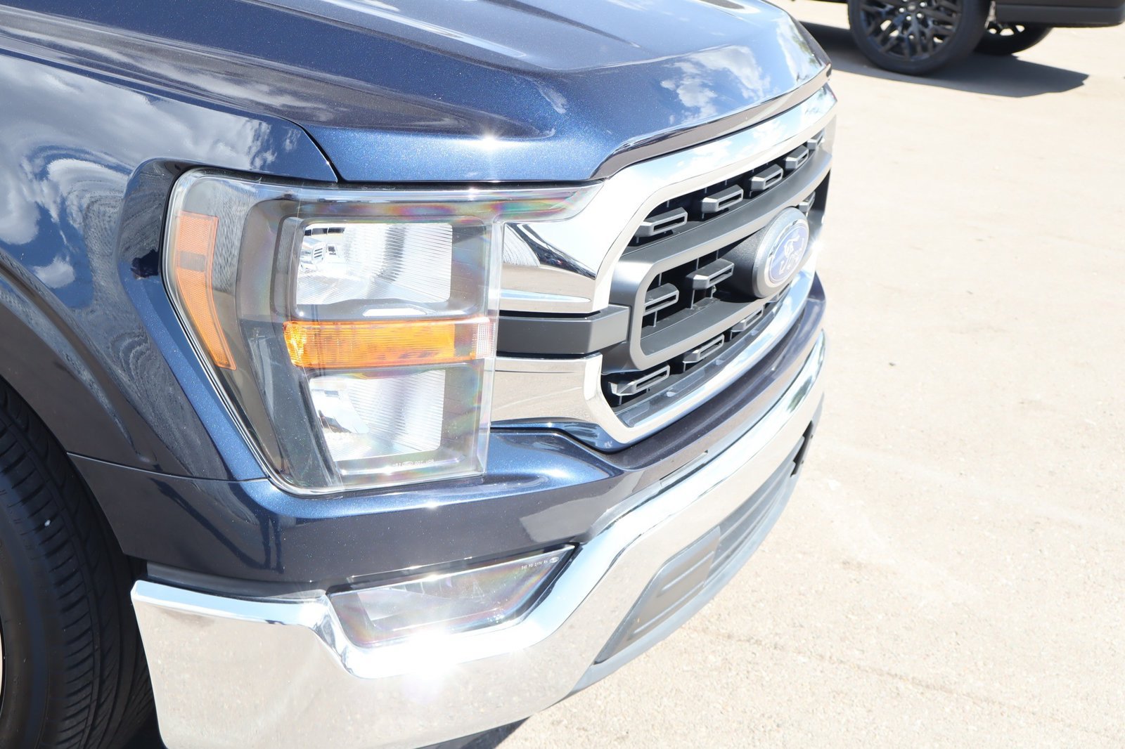 Used 2023 Ford F150 XLT w/ Equipment Group 301A Mid RWD image 9