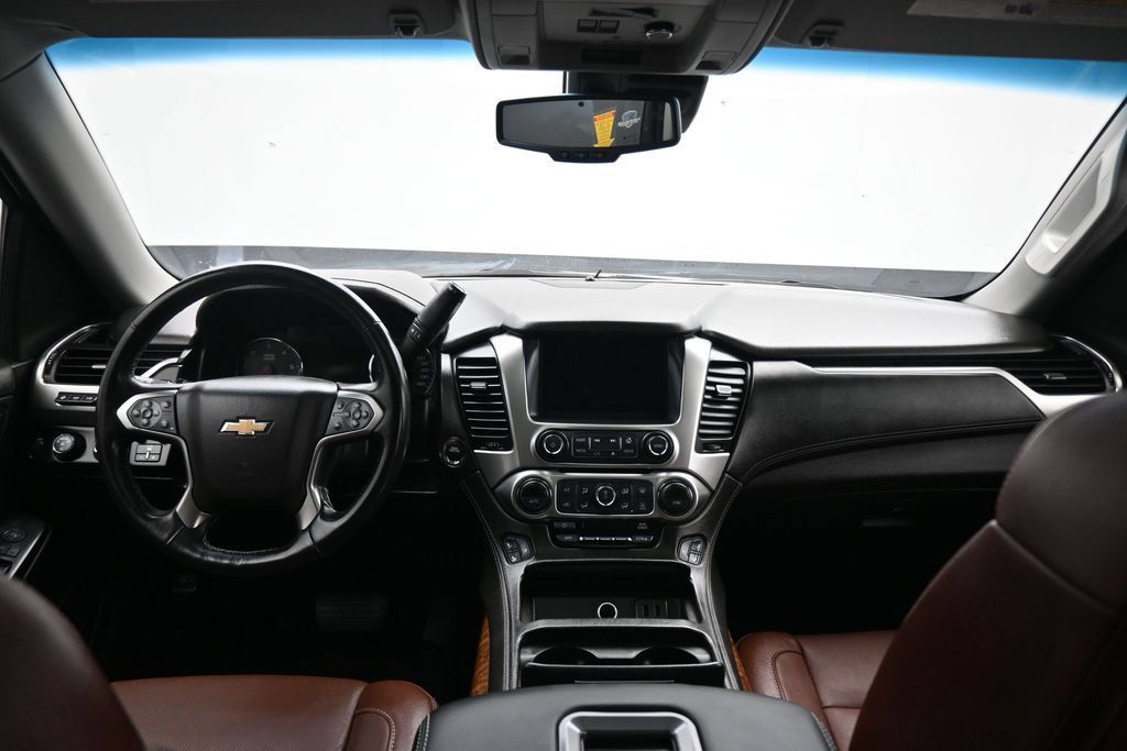 Used 2019 Chevrolet Suburban Premier w/ Premier Plus Edition AWD/4WD image 48