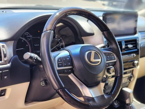 Used 2023 Lexus GX 460 Premium w/ Premium Plus Package AWD/4WD image 19