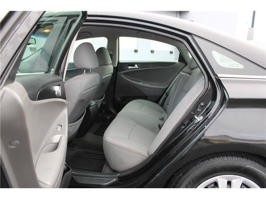Used 2013 Hyundai Sonata GLS FWD image 12