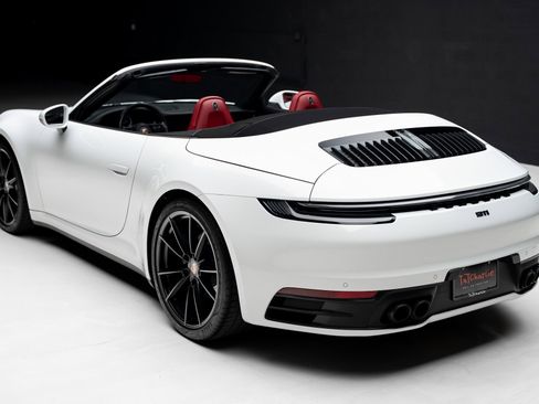 Used 2020 Porsche 911 Carrera image 24