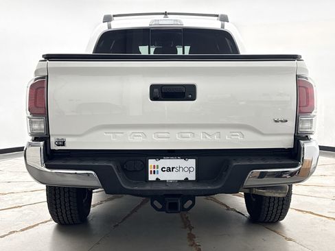 Used 2023 Toyota Tacoma TRD Off-Road image 4