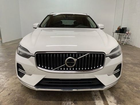 Used 2023 Volvo XC60 B5 Plus w/ Protection Package Premier image 2