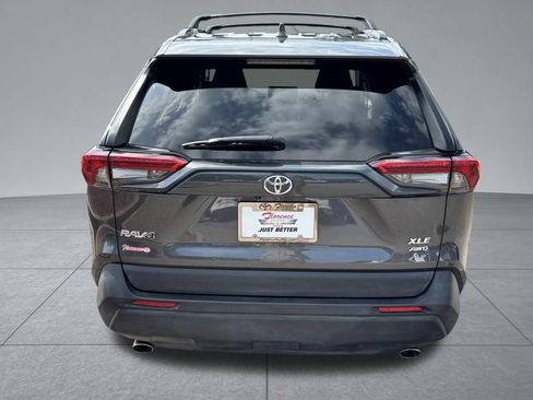 Used 2023 Toyota RAV4 XLE w/ Convenience Package AWD/4WD image 12