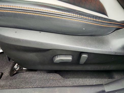 Used 2021 Subaru Crosstrek 2.5i Limited w/ Moonroof Package 1 image 12