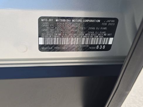 Used 2023 Mitsubishi Outlander SEL AWD/4WD image 32