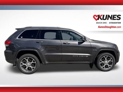 Used 2018 Jeep Grand Cherokee Limited AWD/4WD image 11