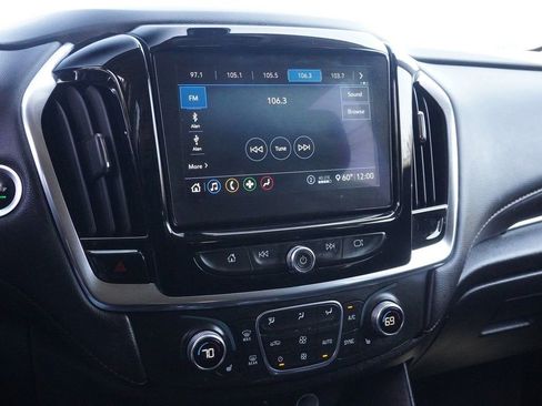 Used 2020 Chevrolet Traverse LT AWD/4WD image 48