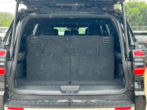 Certified 2025 Toyota 4Runner Limited AWD/4WD image 12