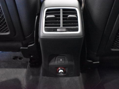 Used 2017 Audi Q3 2.0T Premium w/ Convenience Package AWD/4WD image 22