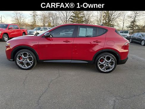 Used 2024 Alfa Romeo Tonale Veloce image 2