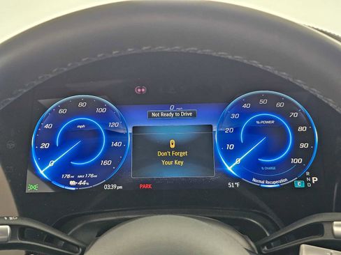 Certified 2023 Mercedes-Benz EQS 580 4MATIC Sedan image 23