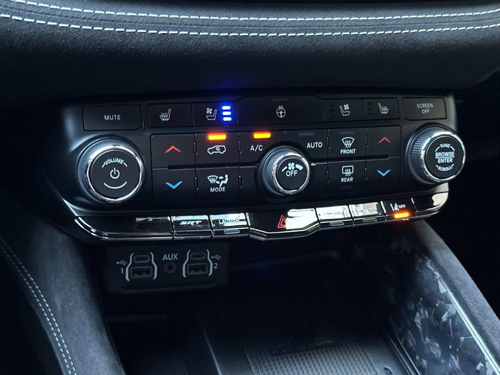 Used 2021 Dodge Durango SRT Hellcat w/ Premium Interior Group AWD/4WD image 21