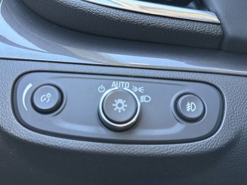 Used 2020 Buick Encore Sport Touring w/ Safety Package image 25