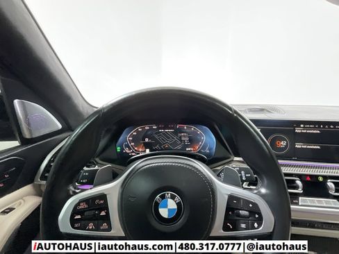 Used 2021 BMW X5 M50i w/ Executive Package image 21