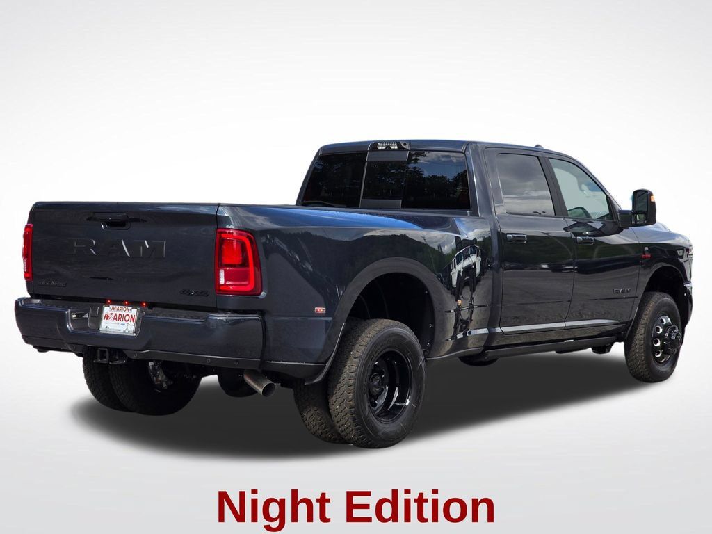 New 2026 RAM 3500 Laramie AWD/4WD image 19