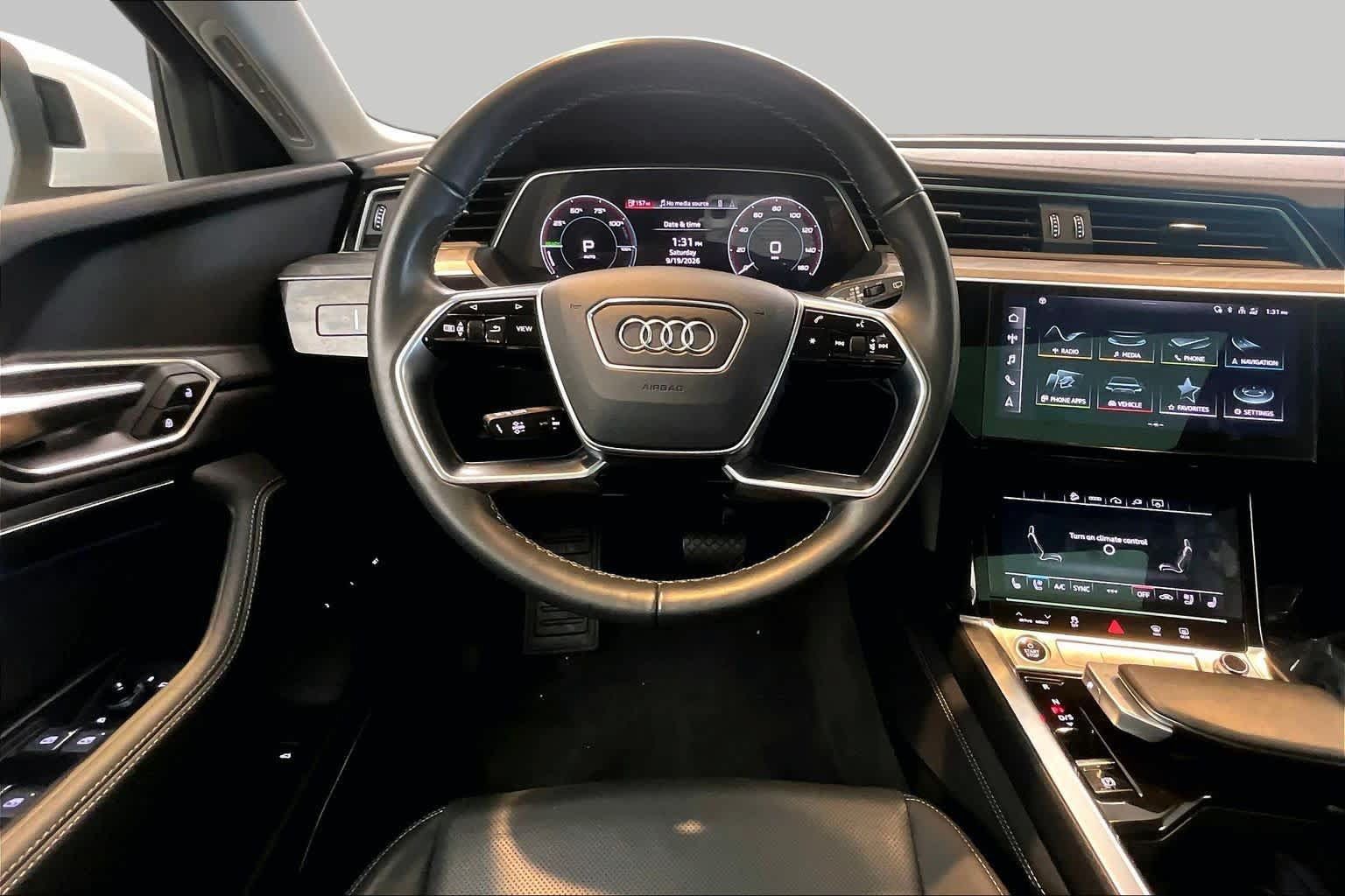 Used 2024 Audi Q8 e-tron Premium Plus w/ Premium Plus Package AWD/4WD image 5