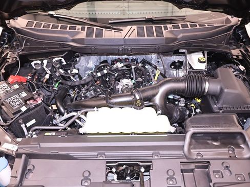 New 2026 Ford F150 XLT w/ Equipment Group 302A MID AWD/4WD image 38