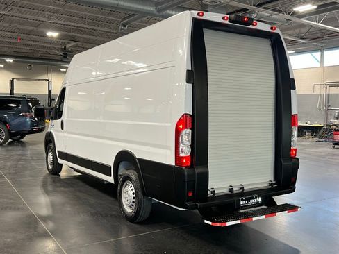 Used 2024 RAM ProMaster 3500 w/ Delivery Van Package image 9