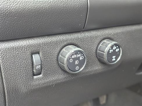 Used 2016 Chevrolet Colorado LT w/ LT Convenience Package image 20