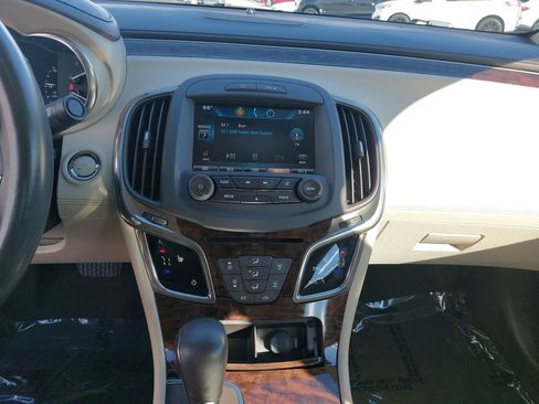 Used 2015 Buick LaCrosse Leather image 21