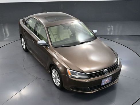 Used 2014 Volkswagen Jetta SE image 51