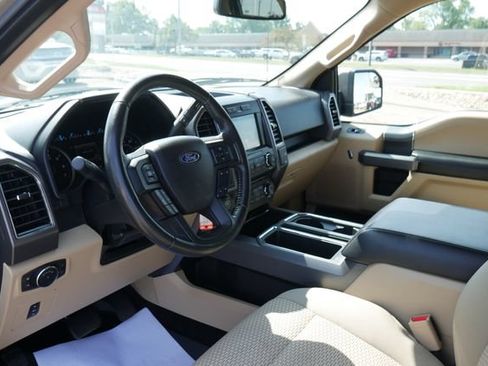 Used 2017 Ford F150 XLT w/ Equipment Group 302A Luxury AWD/4WD image 16