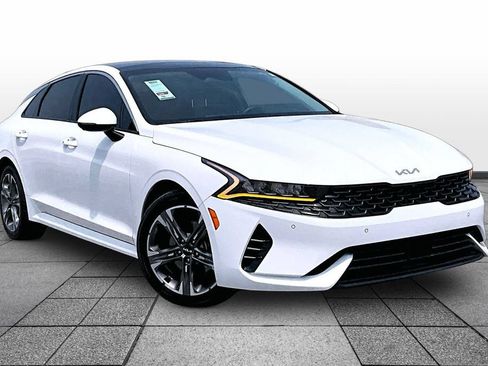 Used 2023 Kia K5 EX w/ EX Premium Package FWD image 2