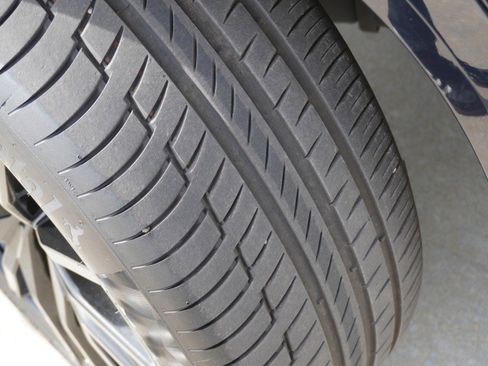 Used 2024 BMW X5 sDrive40i w/ M Sport Package image 12