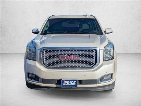 Used 2015 GMC Yukon XL Denali w/ Premium Package image 2