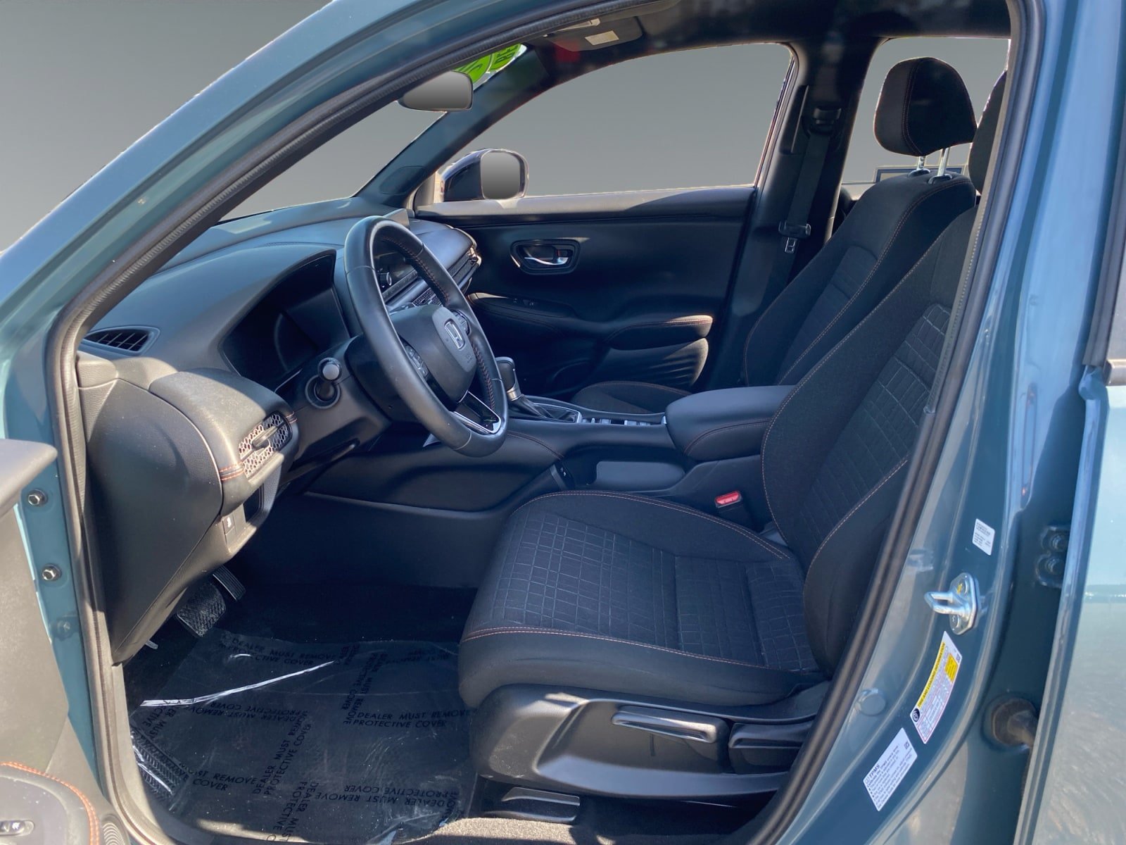Used 2024 Honda HR-V Sport image 9