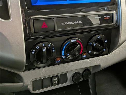 Used 2015 Toyota Tacoma PreRunner w/ SR5 Package RWD image 15