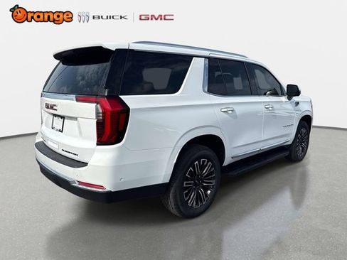 Used 2025 GMC Yukon Elevation RWD image 3