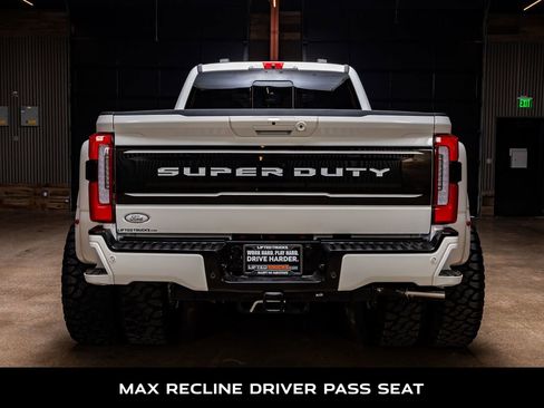 Used 2026 Ford F450 Platinum w/ FX4 Off-Road Package image 7