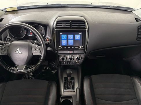 Used 2024 Mitsubishi Outlander Sport SE AWD/4WD image 40