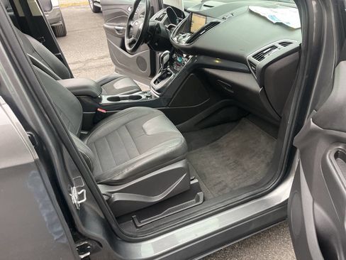 Used 2013 Ford Escape Titanium image 31